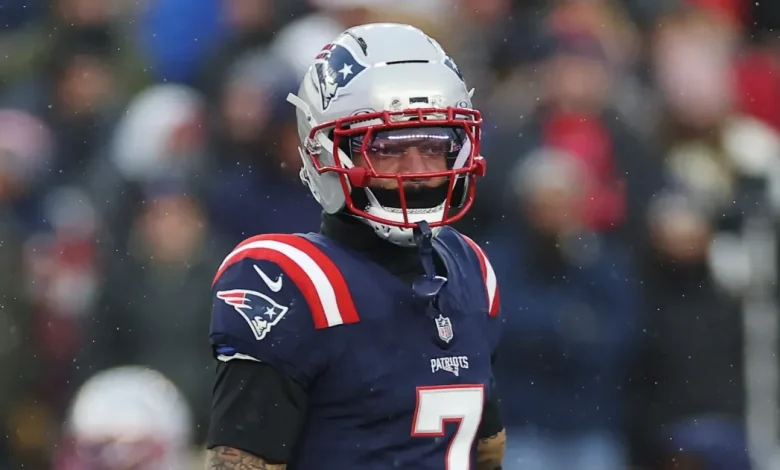 Carlton Davis injury update: Patriots CB exits Chargers wild card game