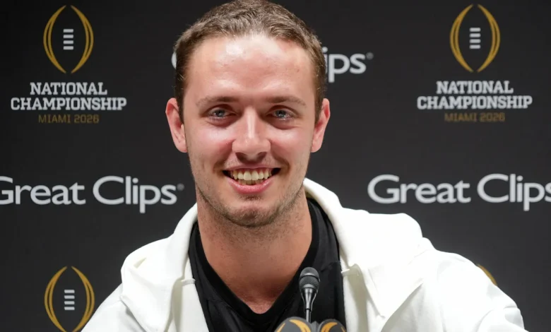 Carson Beck’s sister Kylie stuns in Barbie-pink workout fit before Miami-Indiana