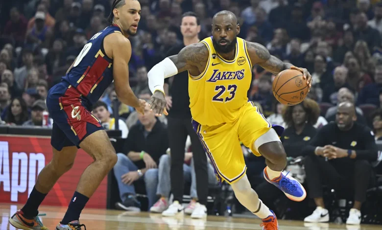 Cavs spoil LeBron James’s homecoming with resounding 129-99 victory