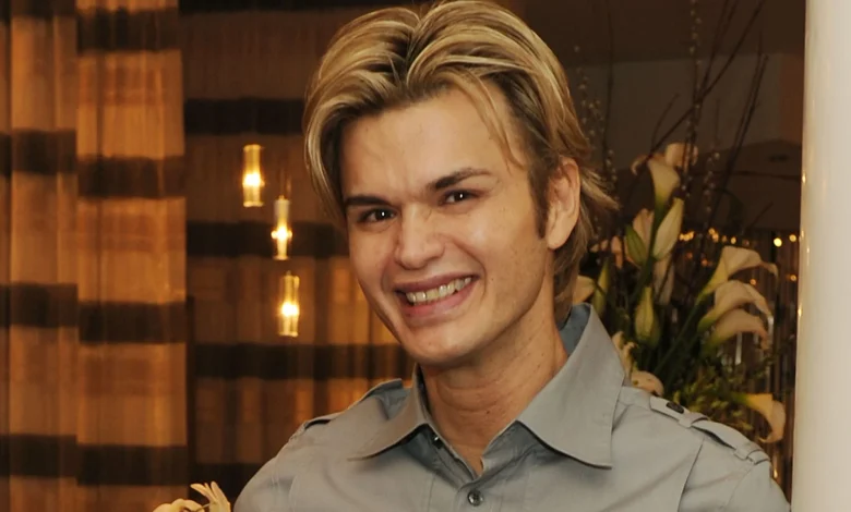 Celebrity Hairstylist Kim Vo Dead at 55