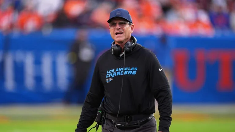 Chargers coach Jim Harbaugh says 2025 Patriots team reminds him of this player