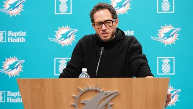 Chargers plan to hire ex-Dolphins head coach Mike McDaniel as offensive coordinator