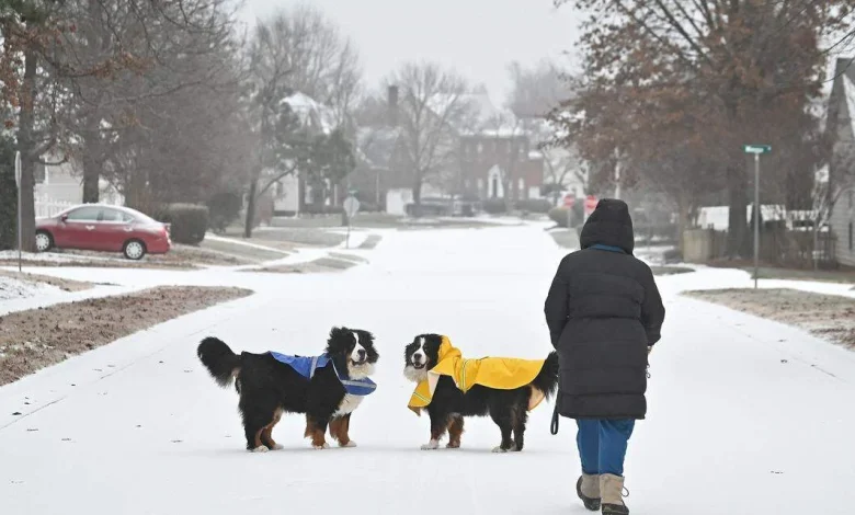 Charlotte weather: Ice storm leaves roads dangerous to use