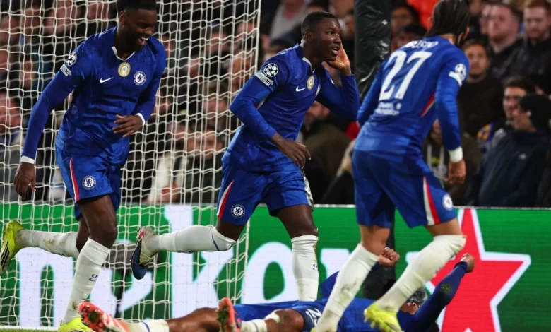Chelsea vence o Pafos com 'gol chorado' e sobe cinco posições na Champions League