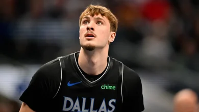 Cooper Flagg injury update: Mavericks star goes to locker room, returns