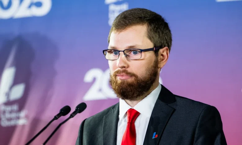 Course à la direction du PLQ | Malgré ses dettes, Mario Roy se lance de nouveau