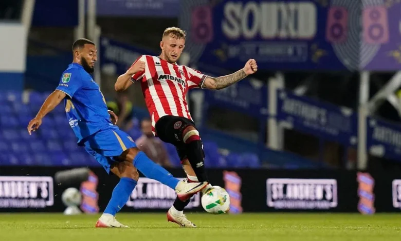 Curtis joins the Spireites