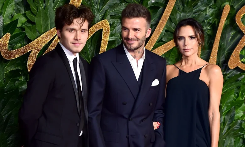 DJ reveals what happened during 'awkward' dance at Brooklyn Beckham's wedding | ITV News