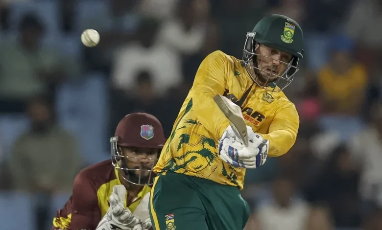 De Kock smashes career-best 115 with Brevis' bat but 'won't be having it back'