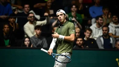 De nouveau blessé au coude droit, Arthur Cazaux renonce à disputer l'Open d'Australie : « J'ai fait tout ce qu'il était possible, mais c'est vraiment trop juste »