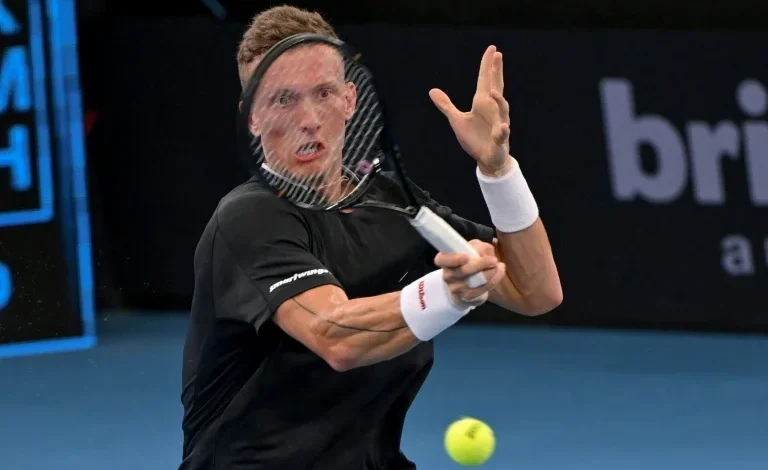 Defending Brisbane champion Lehecka wins tough opener