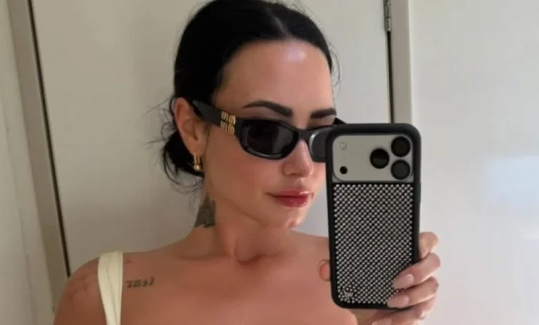 Demi Lovato’s Thong Under Sheer Skirt Earns Spot in Year-End Recap