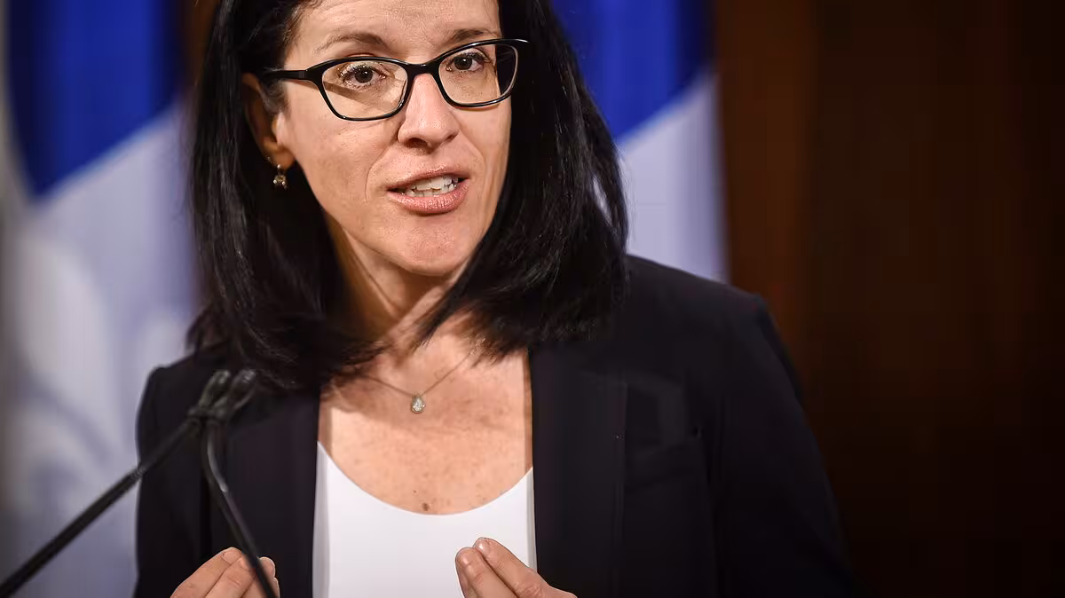 Départ de la vie politique: Sonia LeBel explique sa décision