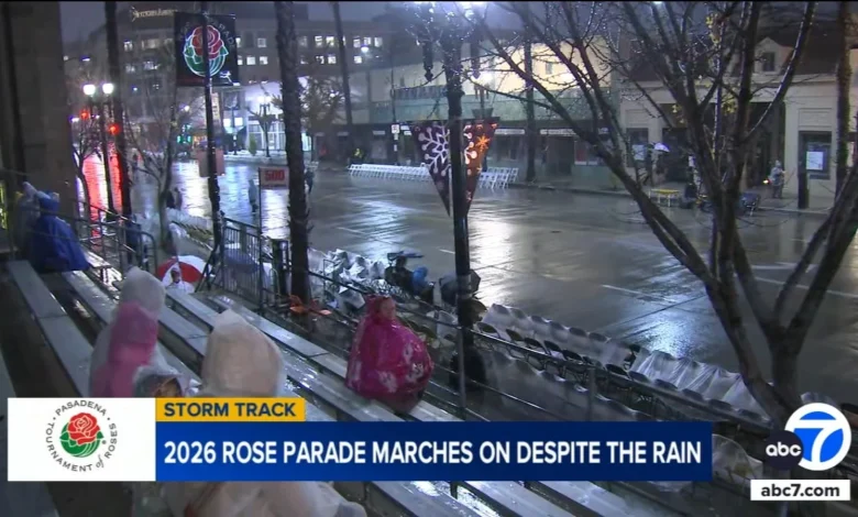 Despite rain, 137th Rose Parade to make its way down Colorado Boulevard in Pasadena