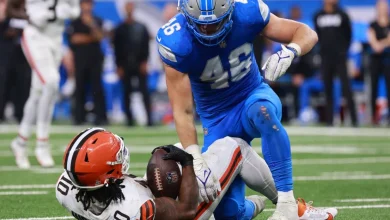 Detroit Lions LB Jack Campbell wins award for top NFL linebacker