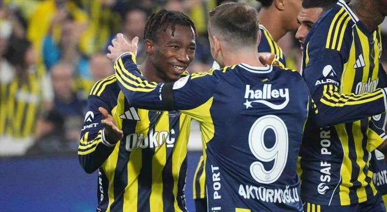 Dev finale saatler kala Fenerbahçe'nin kadrosunda flaş gelişme!
