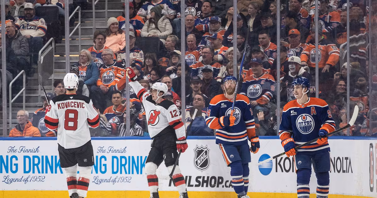 Devils improve to 17-0-0 when leading after two periods