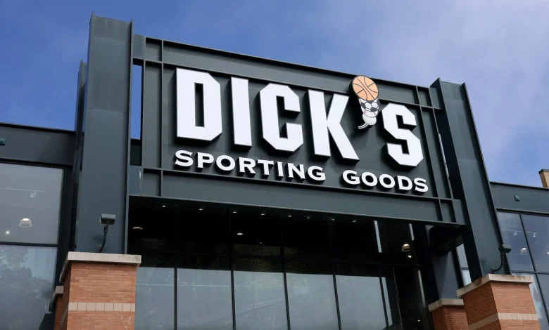 Dick’s Sporting Goods closes Central New York store