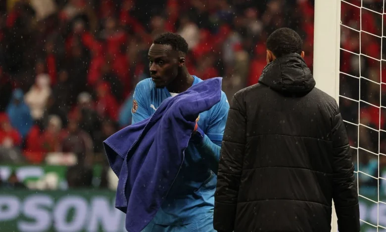 Diouf chassé, Hakimi la main dans le sac : l’affligeante guerre des serviettes lors de la finale de la CAN entre le Maroc et le Sénégal