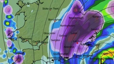 Dramatic weather map shows huge wall of snow heading to London