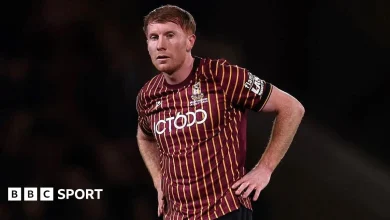 Dundee sign defender Brad Halliday from Bradford City