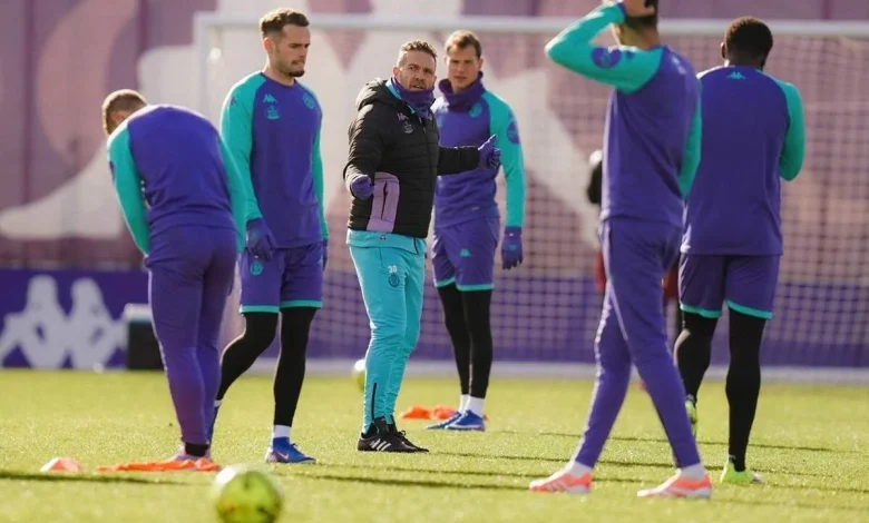 El entrenador del Pucela, sobre Ohio y Sanseviero: "Nos van a sumar, pero necesitan su tiempo"