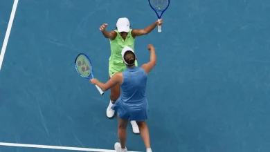 Elise Mertens and Zhang Shuai win the Australian Open women's doubles title
