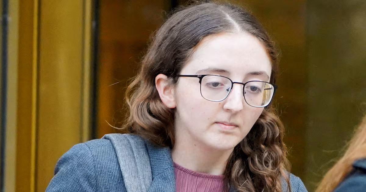 Elizabeth Holmes Begs Trump to Free Her From Prison Early