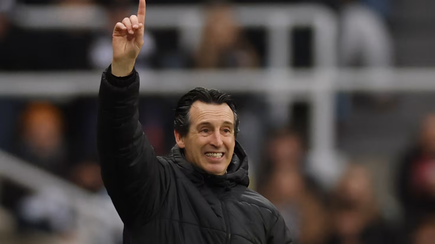 Emery sigue al acecho