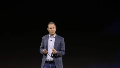 Employee Uses AI Tool to Analyze Amazon Layoffs, Reveal Affected Teams