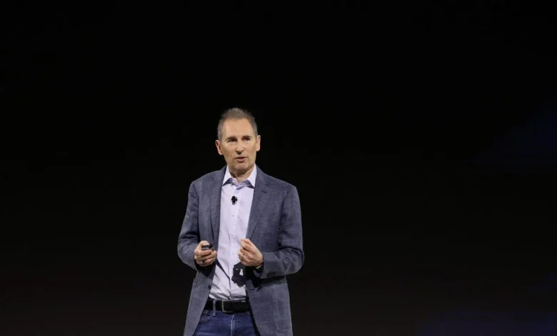 Employee Uses AI Tool to Analyze Amazon Layoffs, Reveal Affected Teams