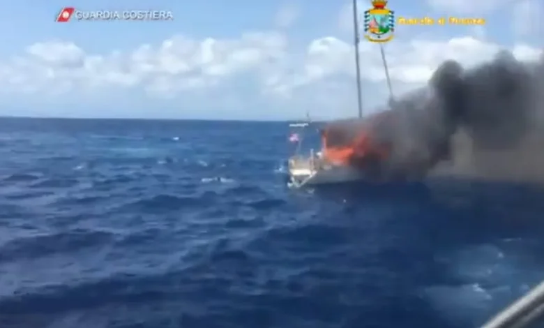 Esplosione imbarcazione migranti a Praialonga: ribaltata la condanna di primo grado, assolti i due finanzieri