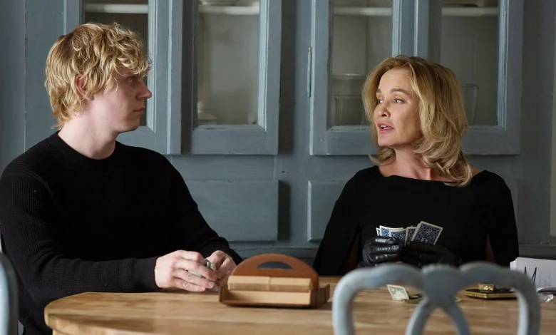 Evan Peters on AHS Season 13 Cast, Surprised Jessica Lange's Returning
