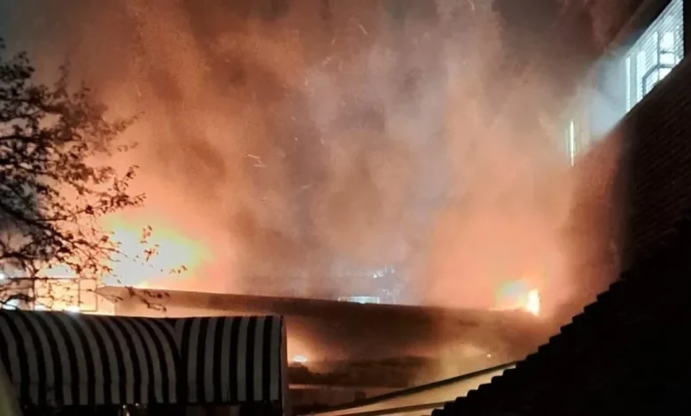 Fire breaks out at Kensington Roof Gardens forcing people to flee