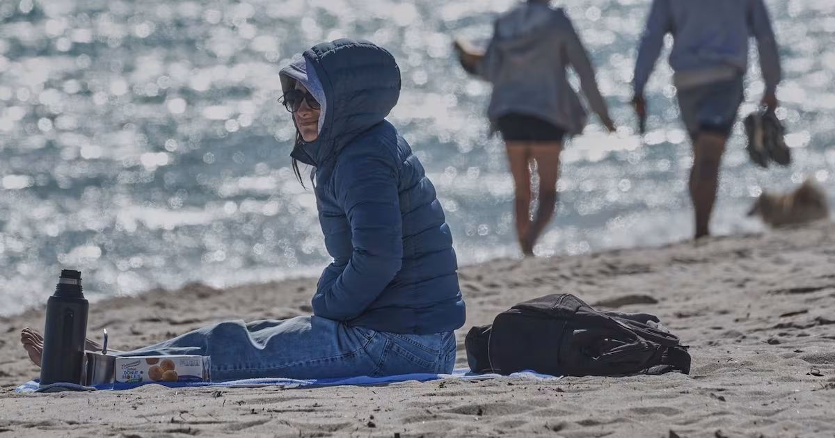 Florida braces for frost and possible snow flurries as winter storms hit other parts of the U.S.