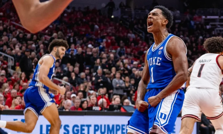 Foster Explodes for Career High; No. 6 Duke Rallies at No. 20 Louisville, 84-73