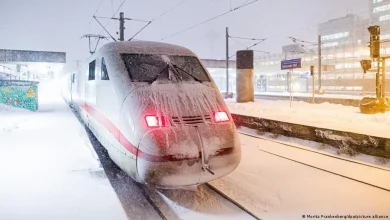 Germany news: Winter storm halts train service in north