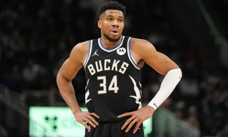 Giannis Reportedly 'Ready For New Home'; Bucks Listening To Offers