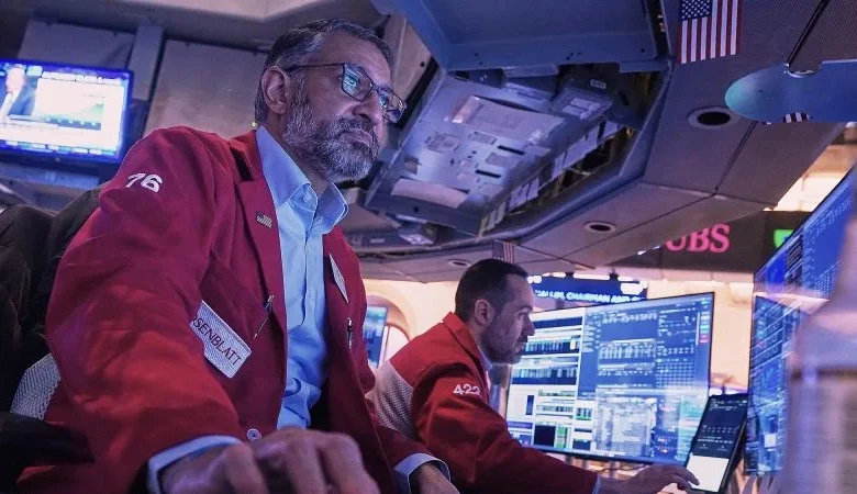 Global stocks fall as US-Europe tensions flare over Greenland and tariff threats