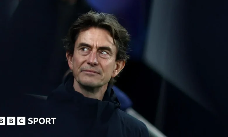 'Good signs' or just buying time? Spurs remain divided on Frank future