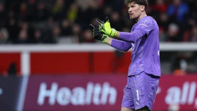 Gregor Kobel passed fit to face Eintracht Frankfurt