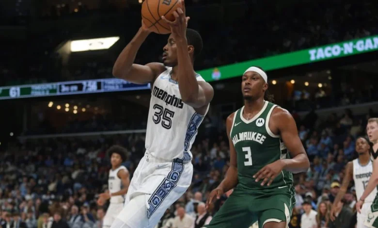 Grizzlies Re-Sign Christian Koloko