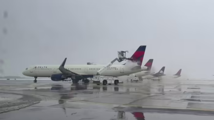 Ground stop issued at Detroit Metro Airport for ‘emergency’