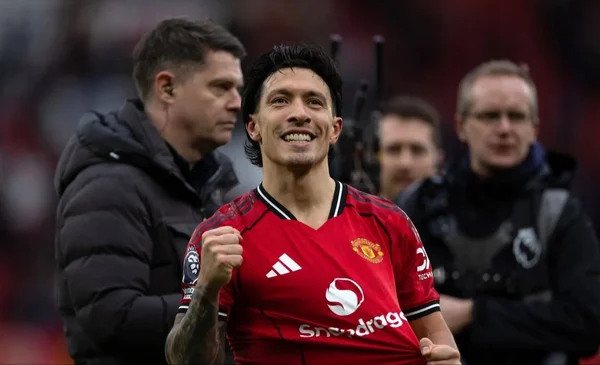 Guerra de ídolos en el Manchester United por Lisandro Martínez: "Nos vamos a pelear"