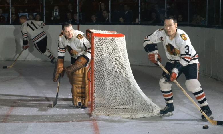 Hall, ironman goaltender with record 502 consecutive starts, dies at 94