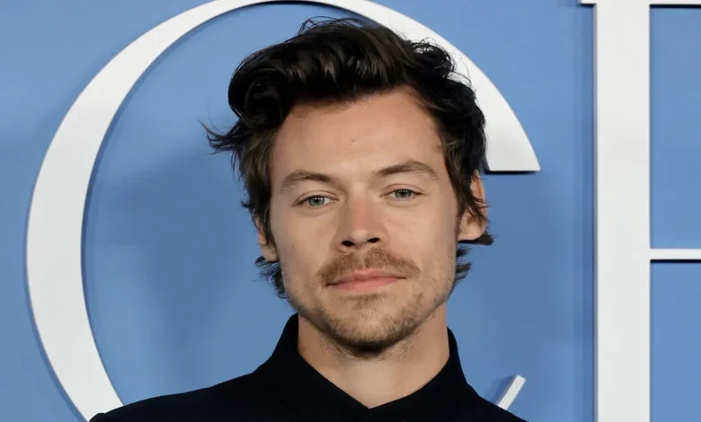 Harry Styles to Present at the Grammy Awards