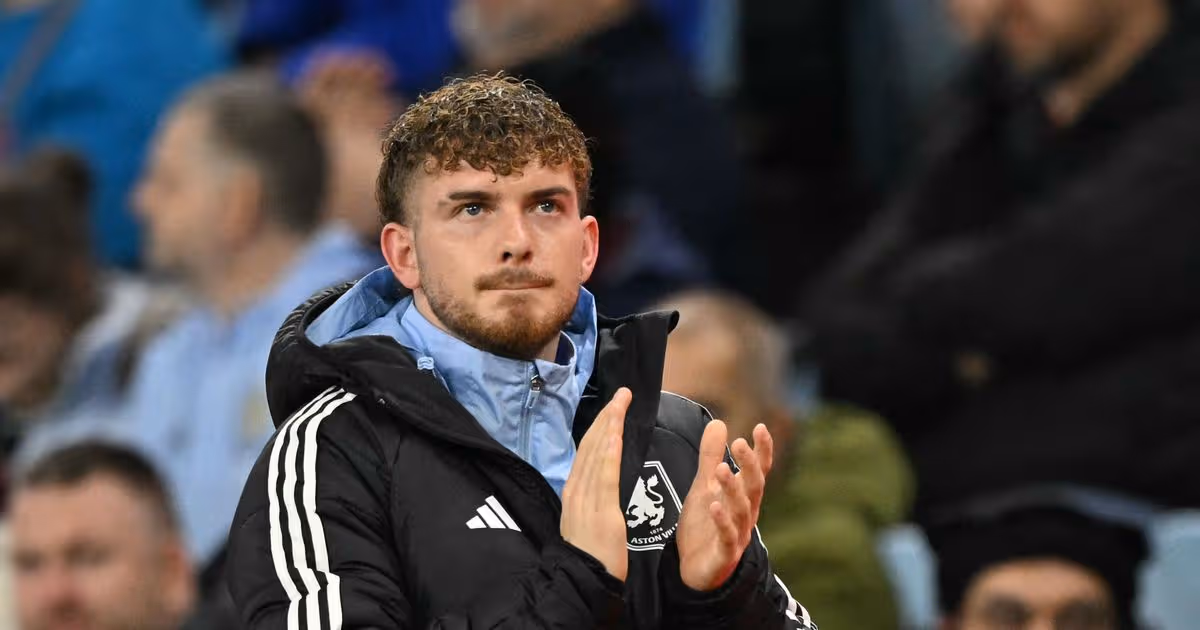 Harvey Elliott handed Aston Villa escape route as Liverpool £35m transfer looks off