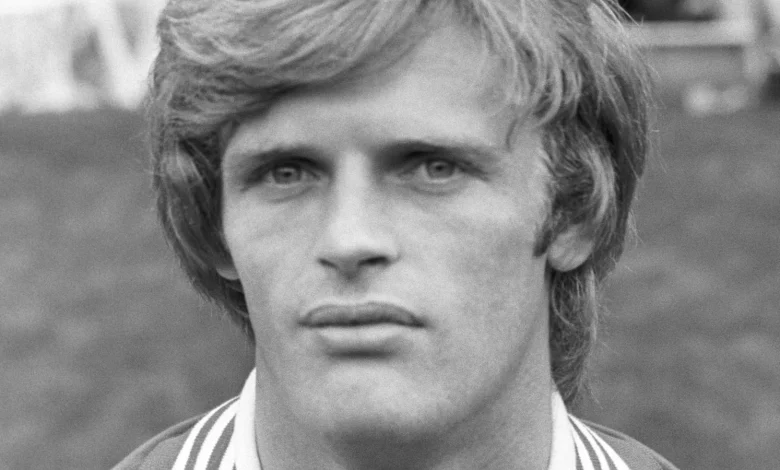Heading football 'likely' to have contributed to death of former Man Utd star, coroner finds