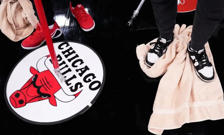 Heat-Bulls game at United Center postponed due to condensation on court