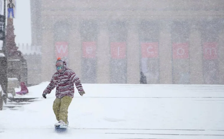 Heavy snow, ice may stay around a week or more